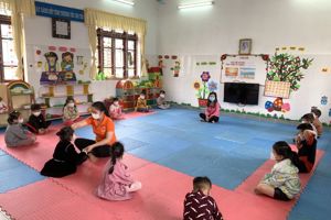 Trường Mầm non 10-10 thị trấn Thất Khê thực hiện diễn tập phòng, chống dịch Covid-19 năm học 2021-2022.